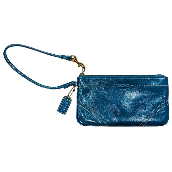Coach Handbags - Coach Wristlet Patent Leather Emerald Jewel Green Zip Closure EUC